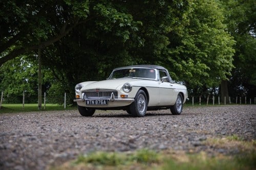 1963 MG B Roadster ‘Pull Handle’ En venta (imagen 36 de 207)