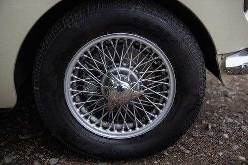 1963 MG B Roadster ‘Pull Handle’ En venta (imagen 40 de 207)