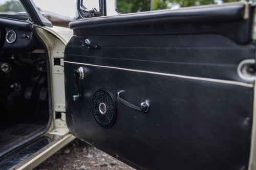1963 MG B Roadster ‘Pull Handle’ En venta (imagen 43 de 207)
