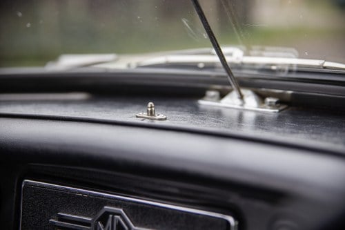 1963 MG B Roadster ‘Pull Handle’ En venta (imagen 58 de 207)