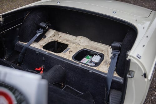 1963 MG B Roadster ‘Pull Handle’ En venta (imagen 81 de 207)