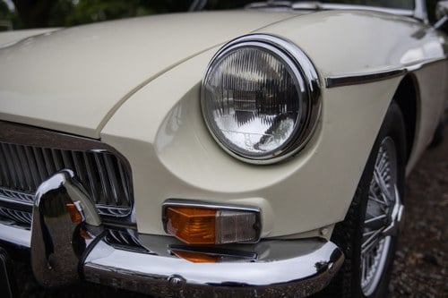 1963 MG B Roadster ‘Pull Handle’ En venta (imagen 98 de 207)