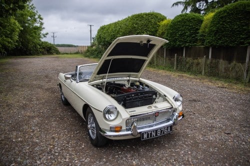 1963 MG B Roadster ‘Pull Handle’ En venta (imagen 151 de 207)