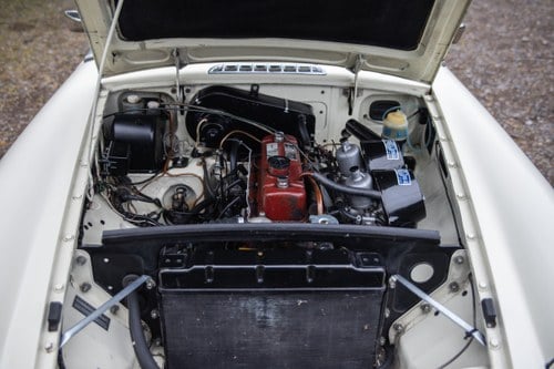 1963 MG B Roadster ‘Pull Handle’ En venta (imagen 153 de 207)