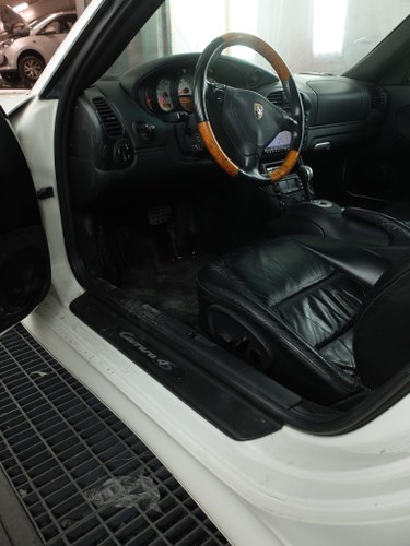 2003 Porsche 911 Carrera 4S 996 In vendita (immagine 16 di 40)