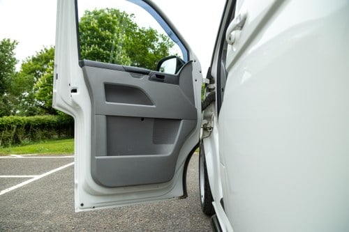 2015 Volkswagen Transporter Camper Conversion For Sale (picture 80 of 233)