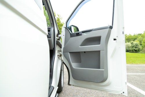 2015 Volkswagen Transporter Camper Conversion For Sale (picture 85 of 233)