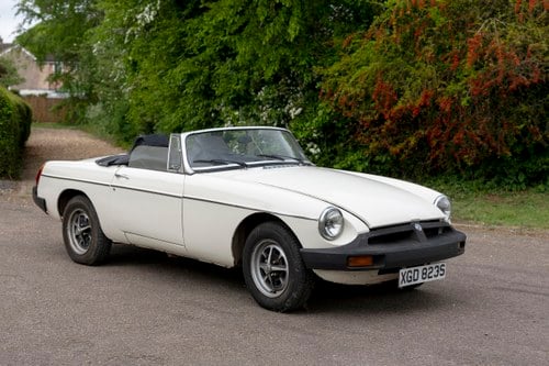 1977 MGB Roadster zum Verkauf (Bild 1 von 107)