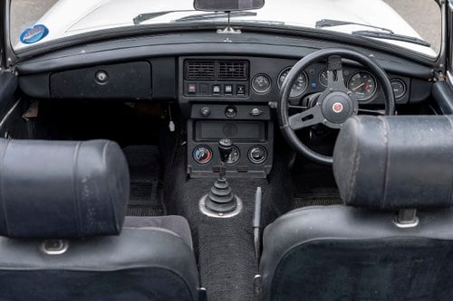 1977 MGB Roadster zum Verkauf (Bild 22 von 107)
