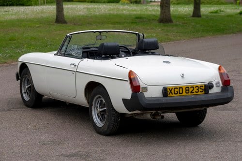 1977 MGB Roadster zum Verkauf (Bild 8 von 107)