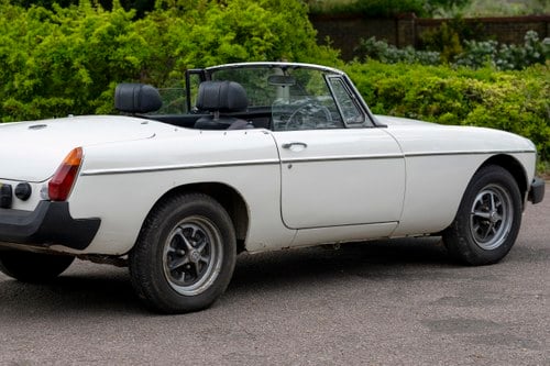1977 MGB Roadster zum Verkauf (Bild 11 von 107)
