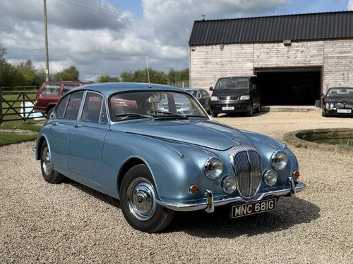 1969 Daimler 250 V8 Te koop (foto 1 van 130)