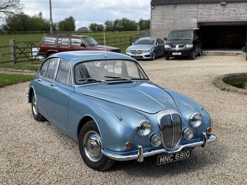 1969 Daimler 250 V8 Te koop (foto 9 van 130)