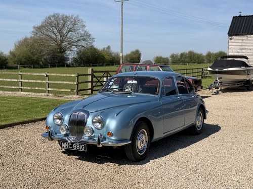 1969 Daimler 250 V8 Te koop (foto 15 van 130)