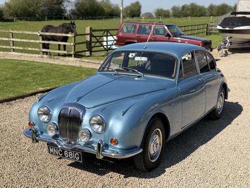 1969 Daimler 250 V8 Te koop (foto 26 van 130)
