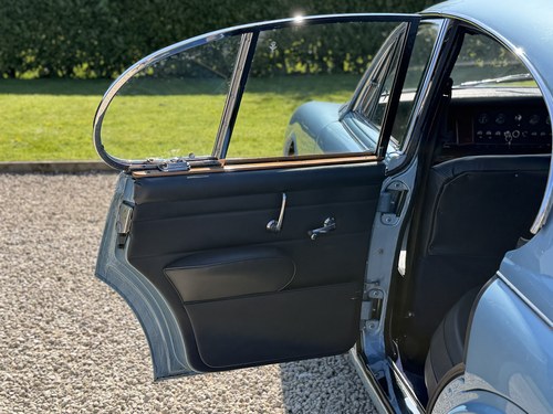 1969 Daimler 250 V8 Te koop (foto 33 van 130)