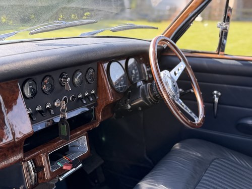 1969 Daimler 250 V8 Te koop (foto 37 van 130)