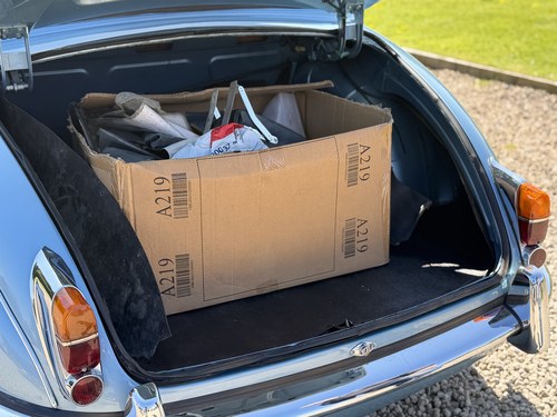 1969 Daimler 250 V8 Te koop (foto 74 van 130)