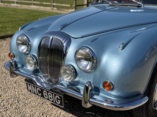 1969 Daimler 250 V8 Te koop (foto 84 van 130)