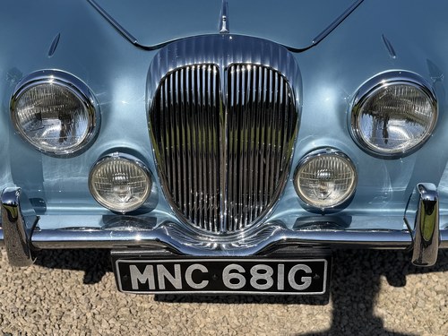1969 Daimler 250 V8 Te koop (foto 85 van 130)