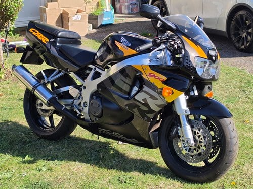 1996 Honda CBR-900RR Fireblade SC33 zum Verkauf (Bild 1 von 56)
