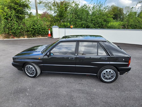 1989 Lancia Delta Integrale HF 16V For Sale (picture 29 of 107)