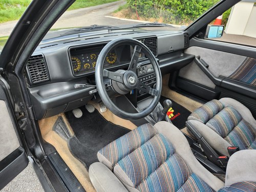 1989 Lancia Delta Integrale HF 16V For Sale (picture 36 of 107)