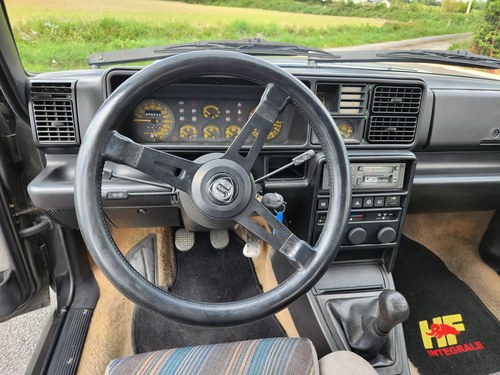 1989 Lancia Delta Integrale HF 16V For Sale (picture 38 of 107)