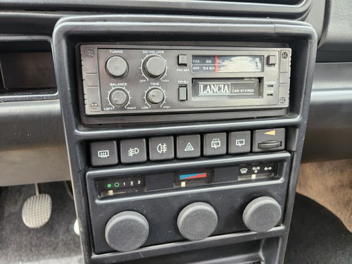 1989 Lancia Delta Integrale HF 16V For Sale (picture 42 of 107)