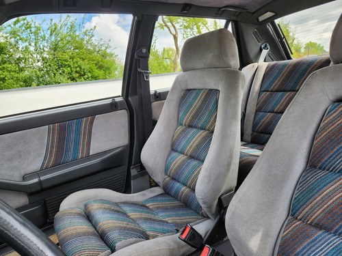 1989 Lancia Delta Integrale HF 16V For Sale (picture 45 of 107)