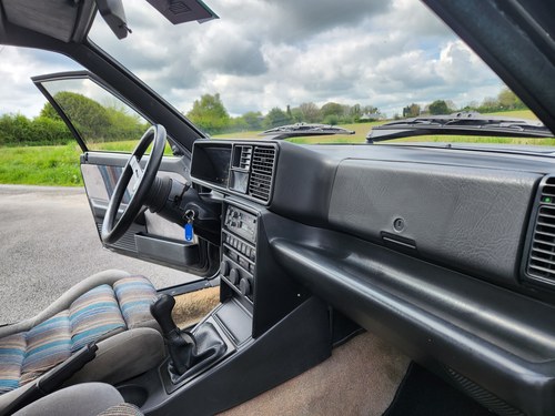 1989 Lancia Delta Integrale HF 16V For Sale (picture 54 of 107)