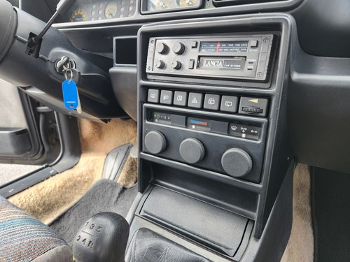 1989 Lancia Delta Integrale HF 16V For Sale (picture 64 of 107)