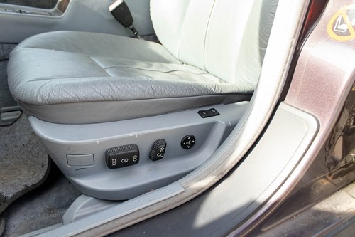 1996 BMW 750i V12 E38 till salu (bild 48 av 153)