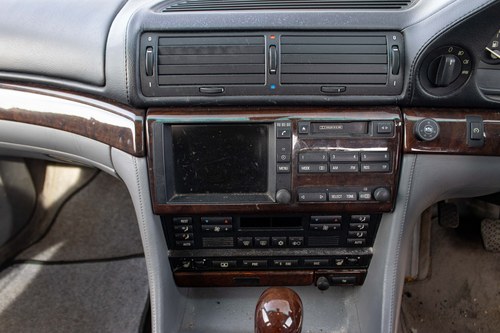 1996 BMW 750i V12 E38 till salu (bild 16 av 153)