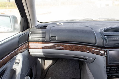 1996 BMW 750i V12 E38 till salu (bild 62 av 153)