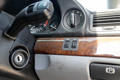 1996 BMW 750i V12 E38 till salu (bild 79 av 153)