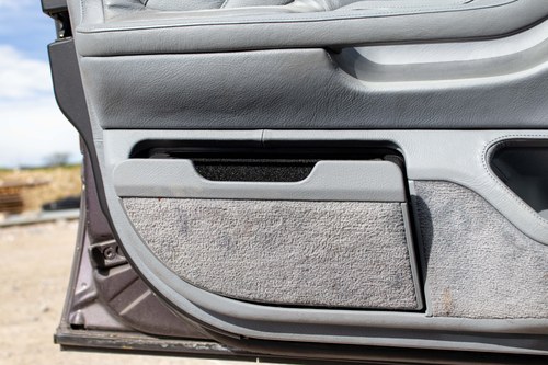 1996 BMW 750i V12 E38 till salu (bild 86 av 153)