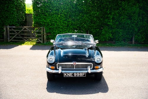 1968 MG MGC For Sale (picture 2 of 131)