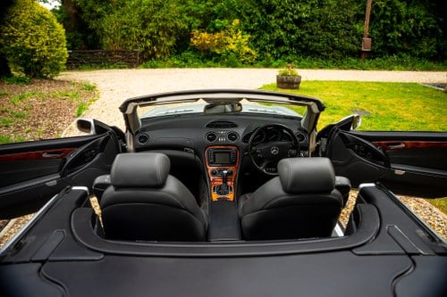 2004 Mercedes-Benz SL500 R230 zum Verkauf (Bild 39 von 160)