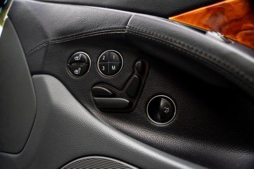 2004 Mercedes-Benz SL500 R230 zum Verkauf (Bild 44 von 160)