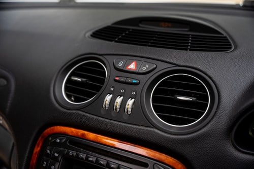 2004 Mercedes-Benz SL500 R230 zum Verkauf (Bild 62 von 160)