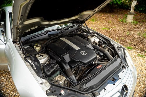 2004 Mercedes-Benz SL500 R230 zum Verkauf (Bild 113 von 160)