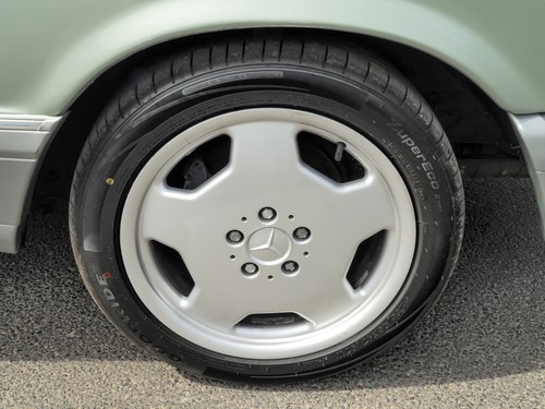 1987 Mercedes-Benz 500SEC C126 zum Verkauf (Bild 22 von 140)