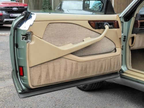 1987 Mercedes-Benz 500SEC C126 zum Verkauf (Bild 27 von 140)