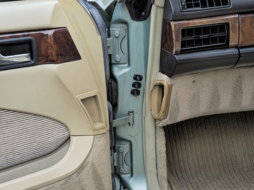 1987 Mercedes-Benz 500SEC C126 zum Verkauf (Bild 28 von 140)