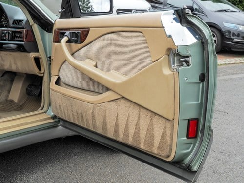 1987 Mercedes-Benz 500SEC C126 zum Verkauf (Bild 29 von 140)