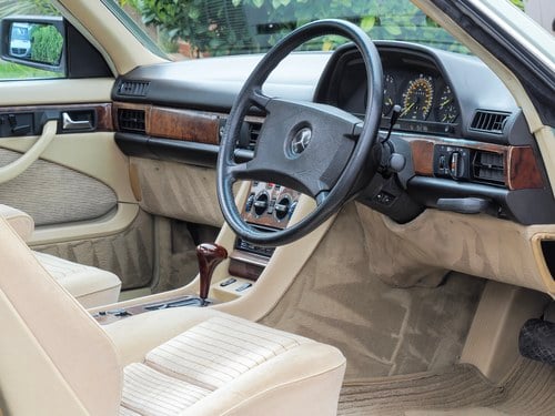 1987 Mercedes-Benz 500SEC C126 zum Verkauf (Bild 30 von 140)