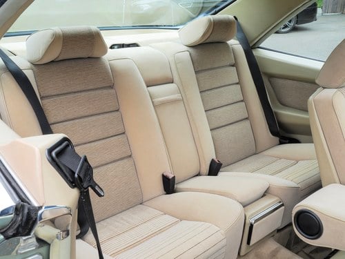 1987 Mercedes-Benz 500SEC C126 zum Verkauf (Bild 33 von 140)