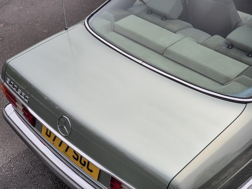 1987 Mercedes-Benz 500SEC C126 zum Verkauf (Bild 59 von 140)