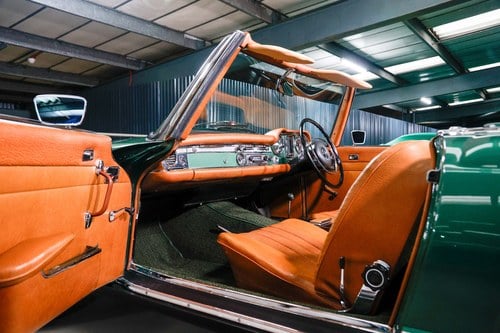 1968 Mercedes-Benz 280SL Pagoda W113 For Sale (picture 18 of 146)